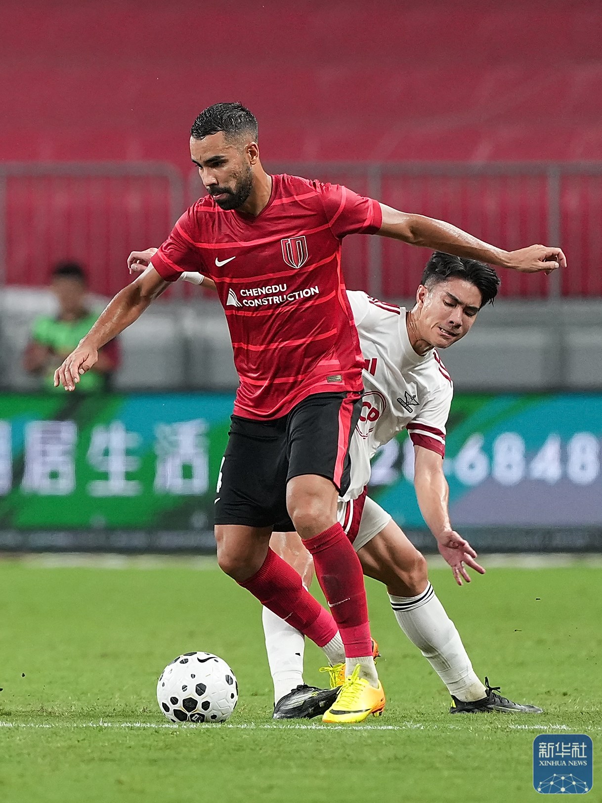 转折点！成都蓉城官宣签约，欧篮联今晨攻防权衡，底气十足，身体对抗强度拉满的简单介绍-开云体育